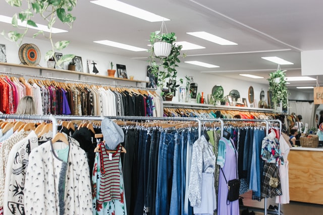 🛍️ Aprire un Negozio di Abbigliamento - guida, business plan ed AI - immagine 6
